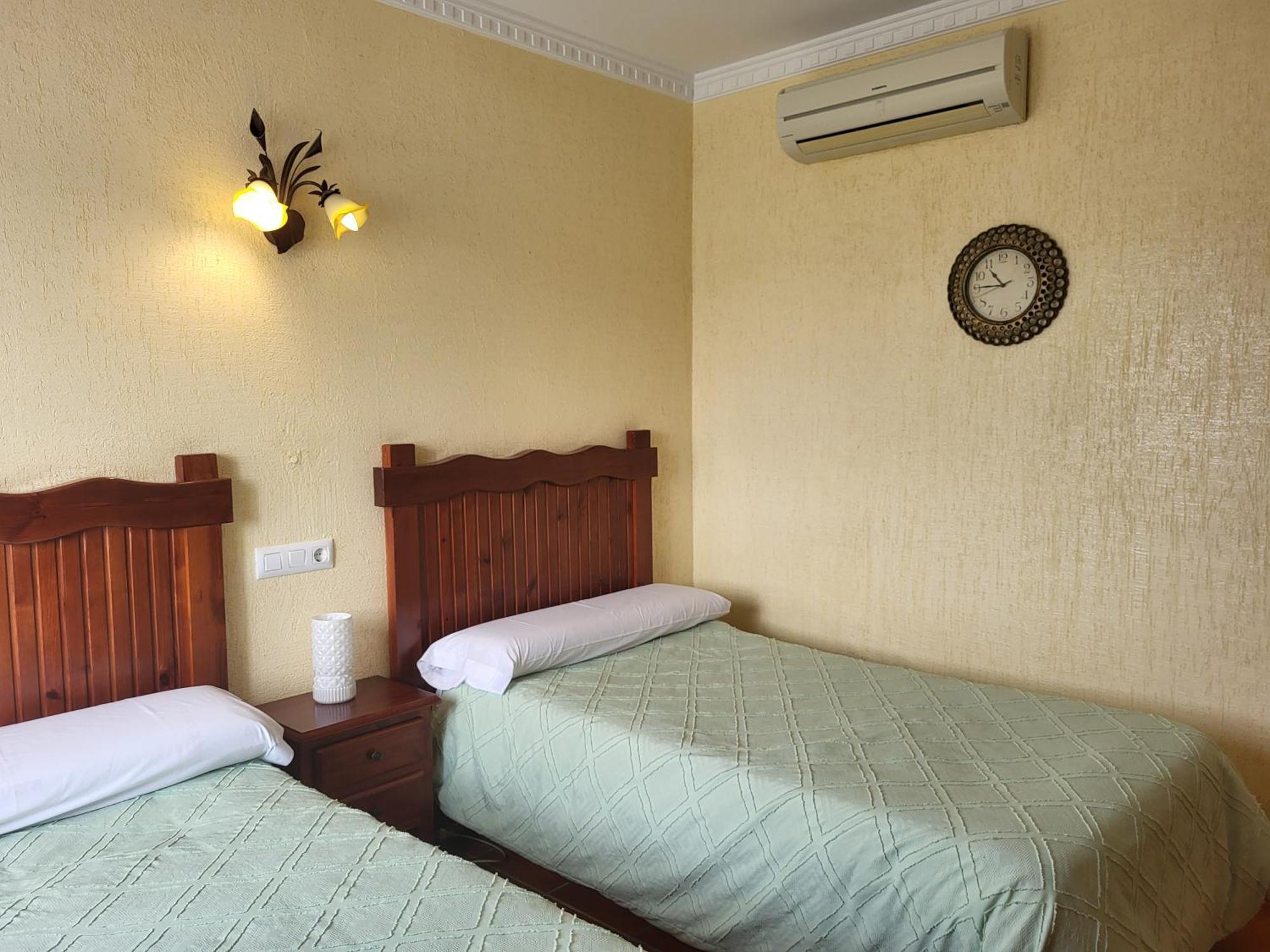 Hostal Rural La Plata Parking Incluido أركوس ديلا فرونتيرا المظهر الخارجي الصورة